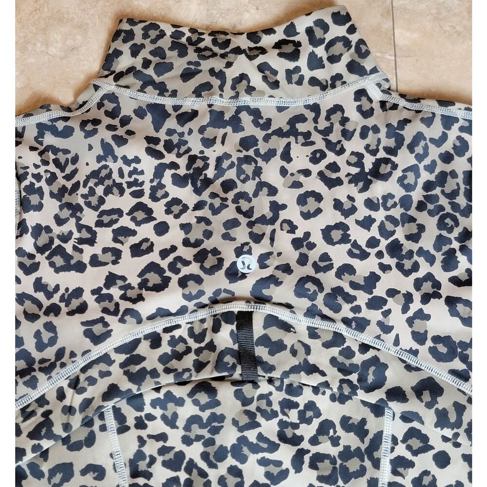 Lululemon Sz 10 Animal Print Defined Jacket Shorts Brown Leopard Set Activewear - Picture 3 of 16